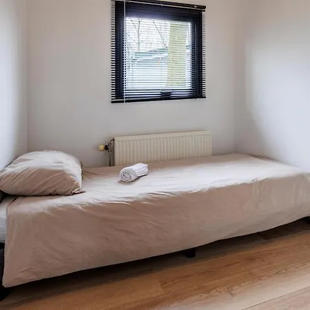 By Swimming - 3 Bedrooms And Air Conditioning Feriehus *
